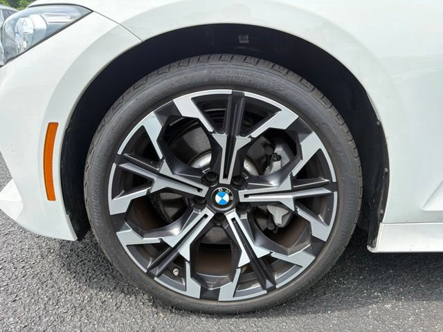 Used 2025 BMW 330i xDrive Sedan AWD/4WD image 15