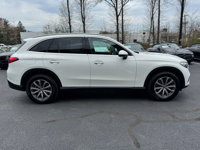 Used 2026 Mercedes-Benz GLC 300 4MATIC image 2