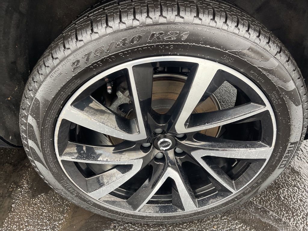 Used 2023 Volvo XC90 B6 Plus w/ Protection Package Premier image 27