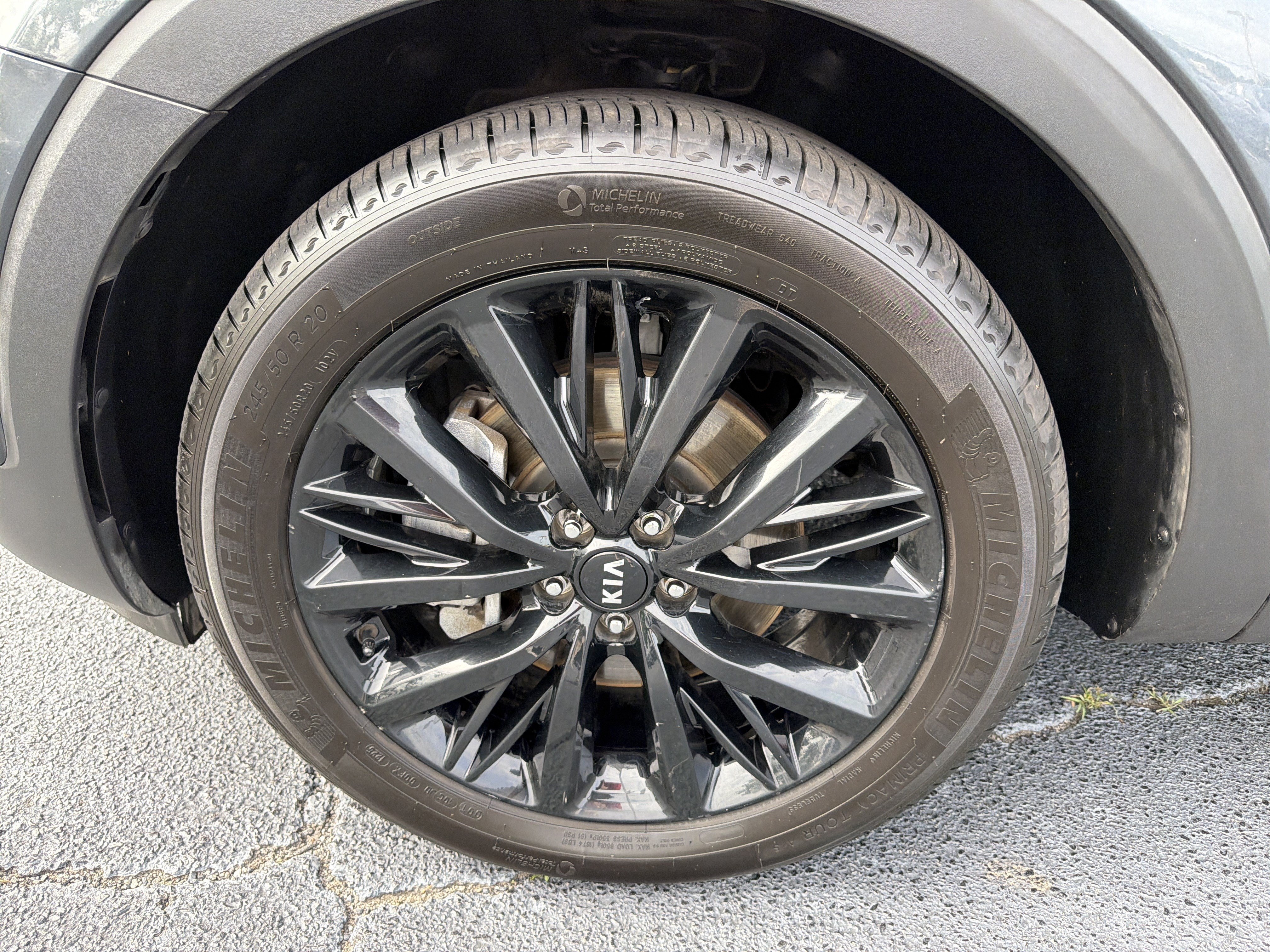 Used 2020 Kia Telluride SX w/ SX Prestige Package AWD/4WD image 9