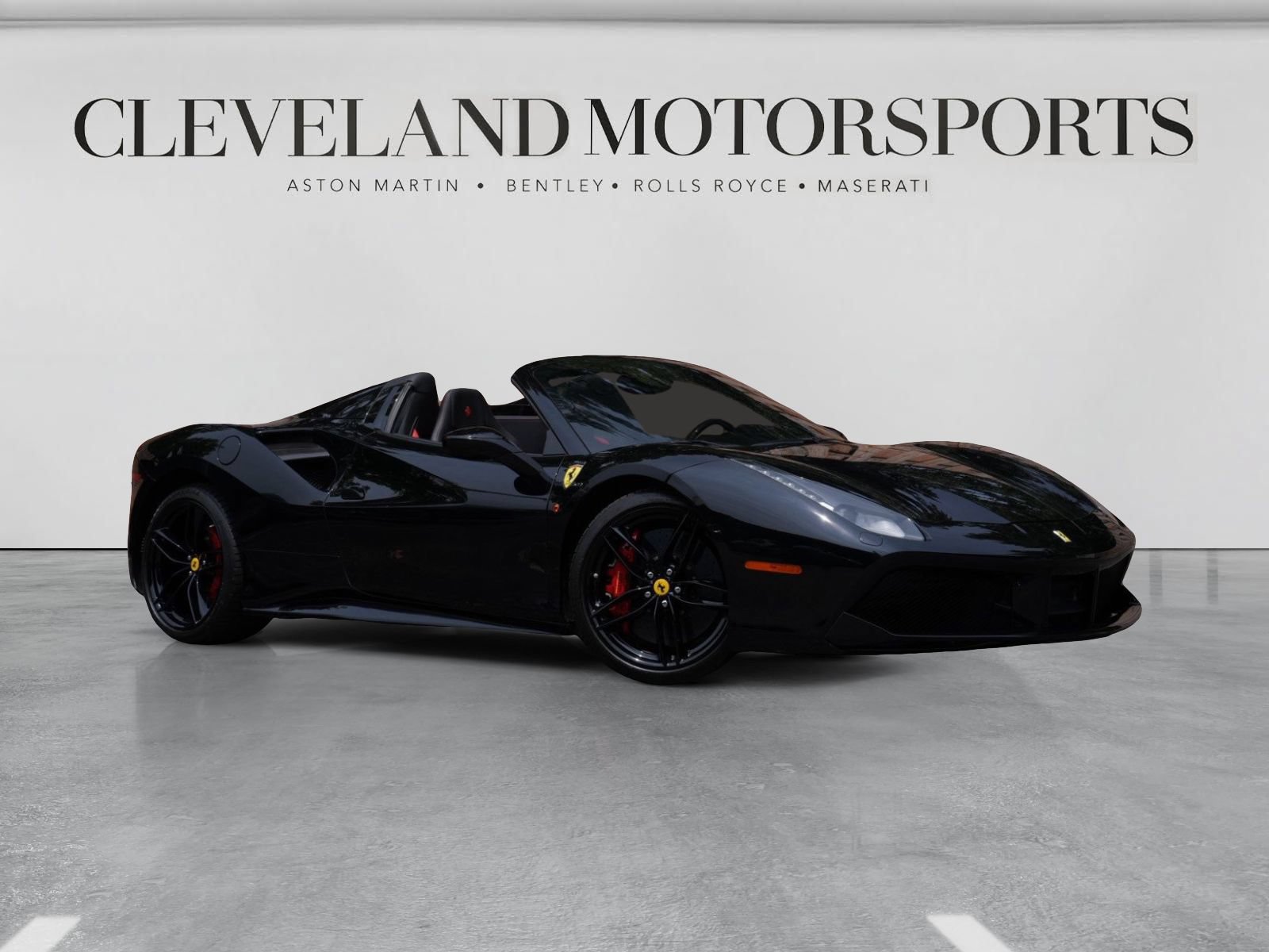Used 2019 Ferrari 488 Spider RWD image 2