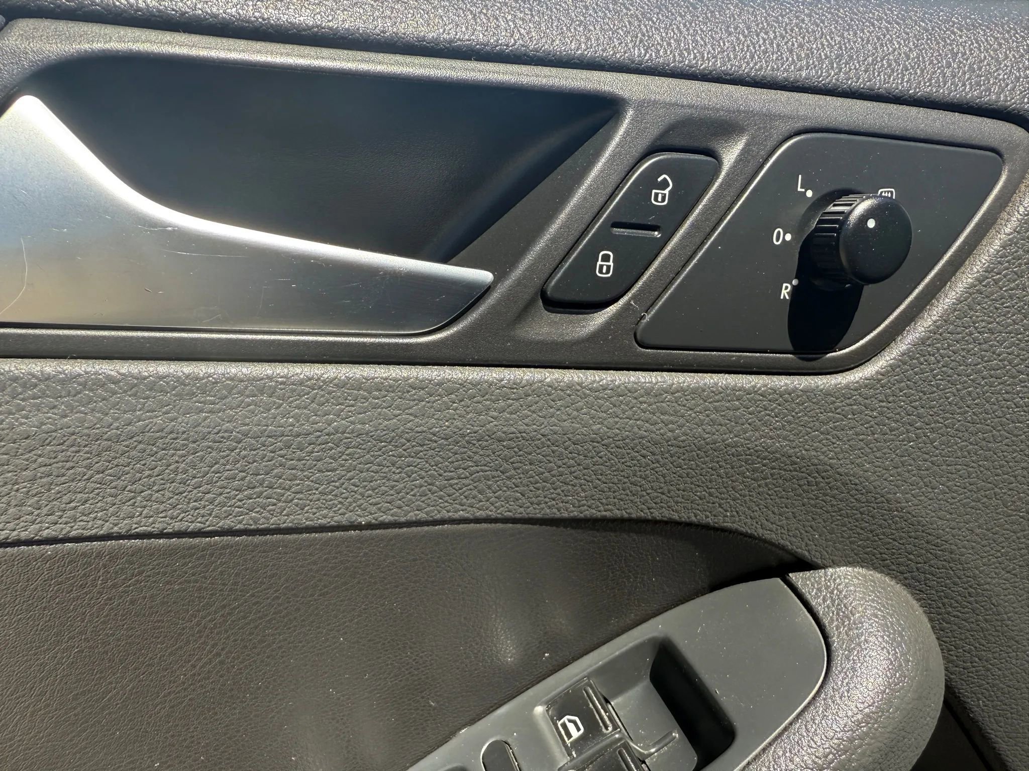 Used 2012 Volkswagen Jetta SE image 8