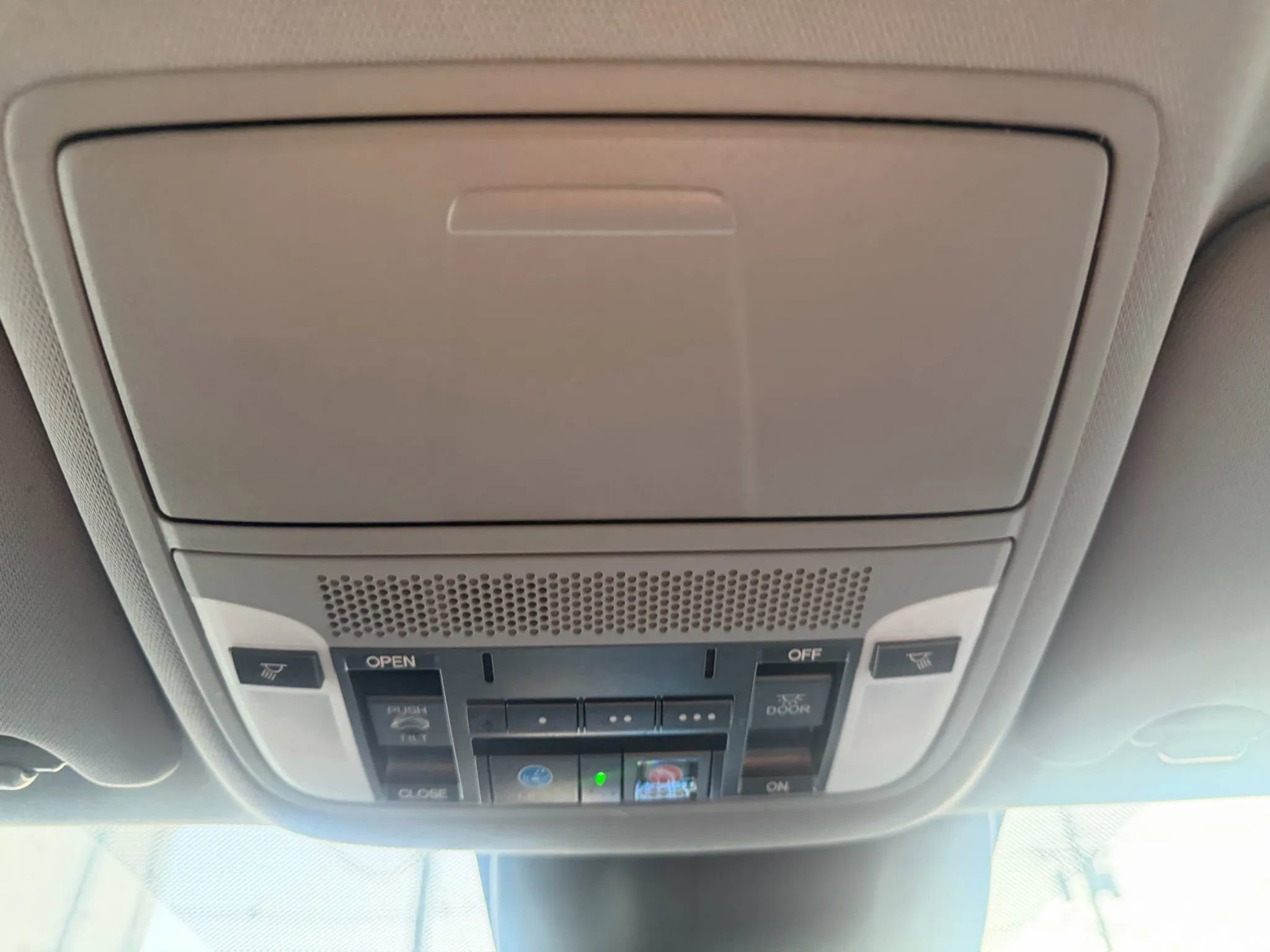 Used 2016 Acura MDX SH-AWD w/ Technology Package image 22