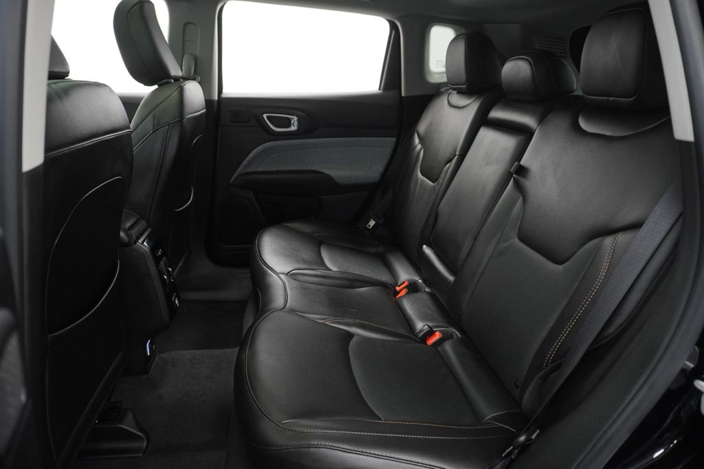 Certified 2022 Jeep Compass Latitude w/ Sun and Sound Group image 20