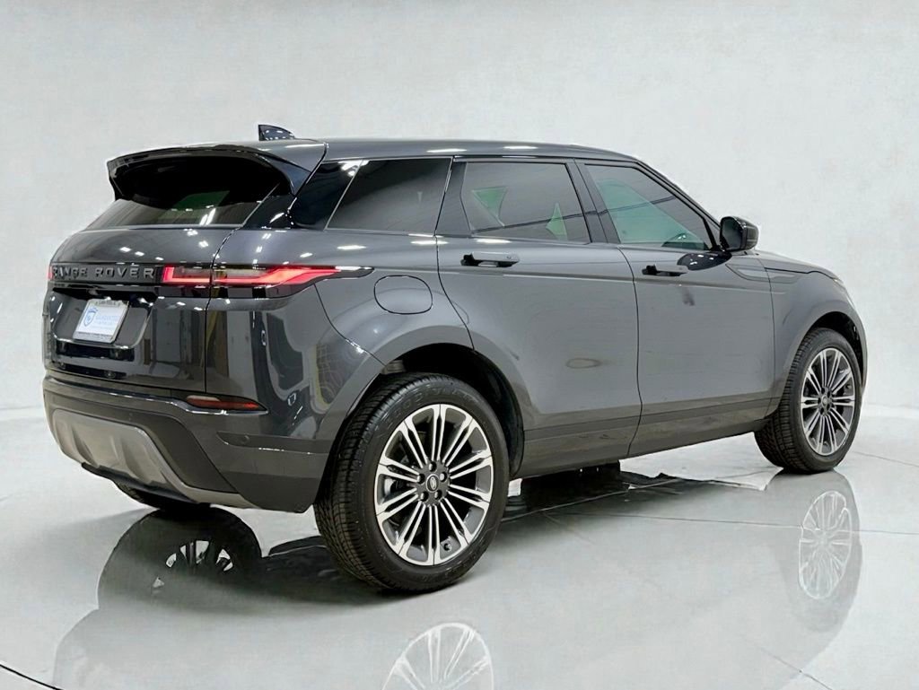 Used 2025 Land Rover Range Rover Evoque Dynamic SE AWD/4WD image 11