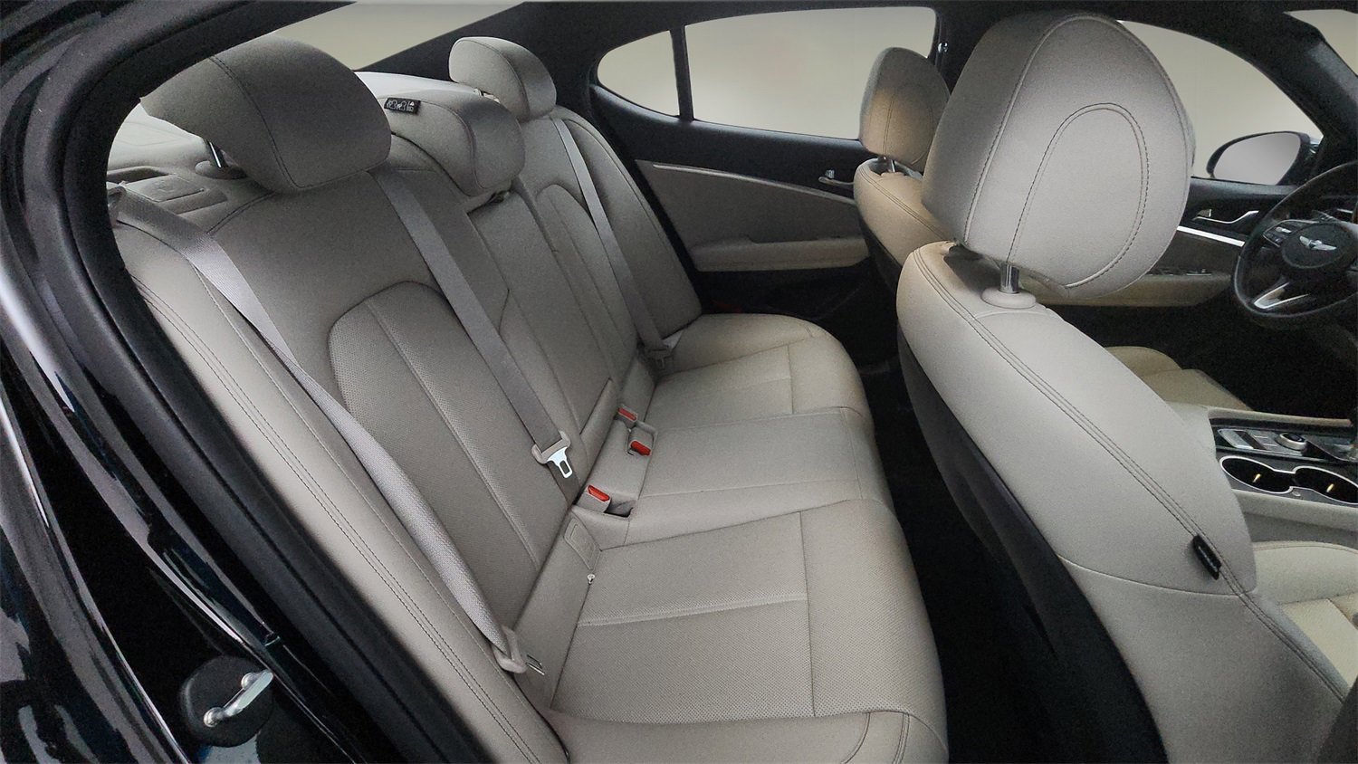 Used 2022 Genesis G70 2.0T image 23