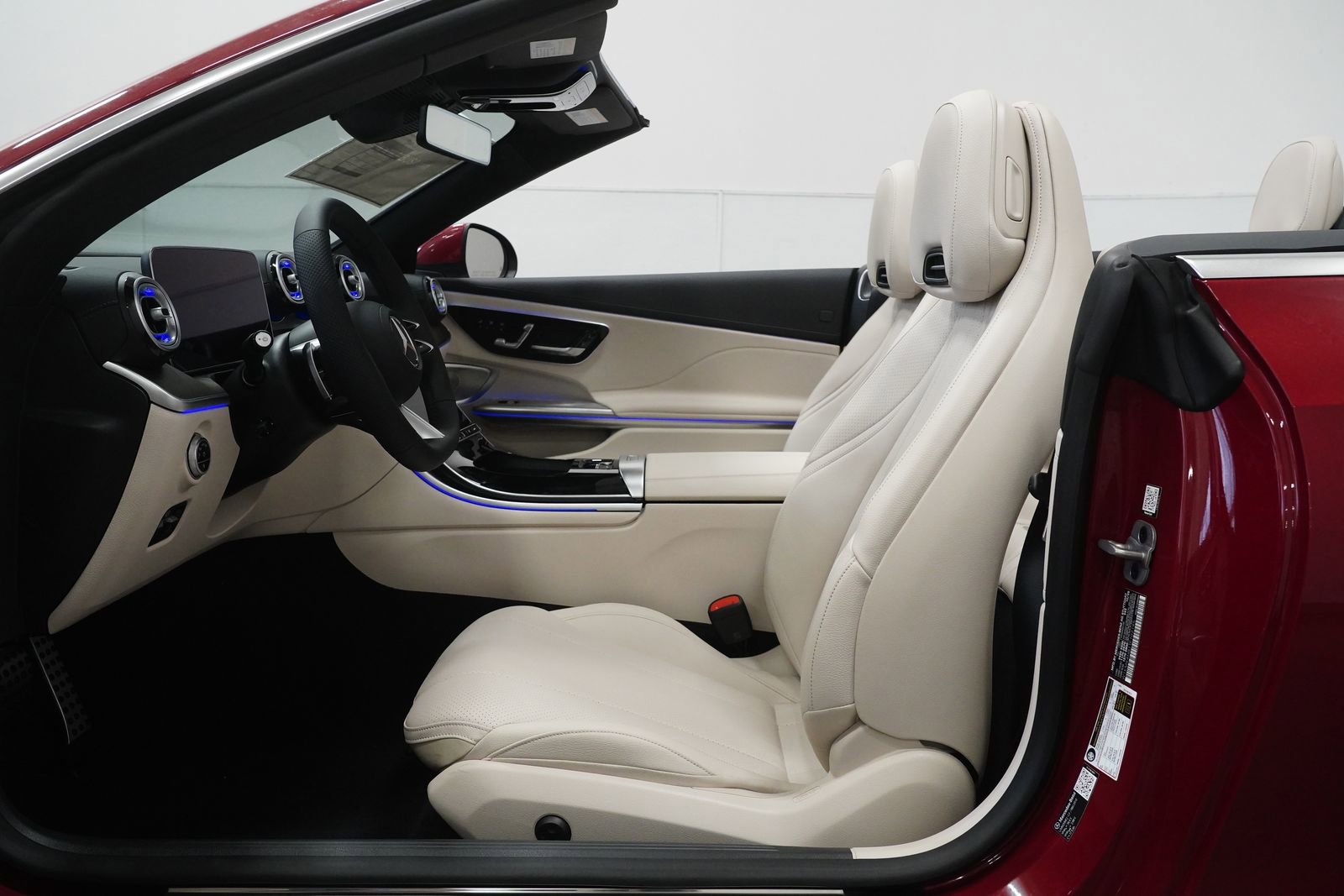 New 2026 Mercedes-Benz CLE 300 4MATIC Cabriolet image 2