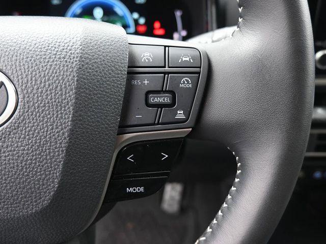 Certified 2025 Toyota Camry SE w/ Convenience Package FWD image 2