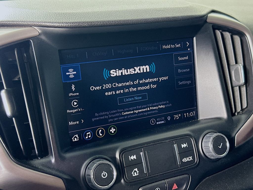 Used 2022 GMC Terrain AT4 image 30