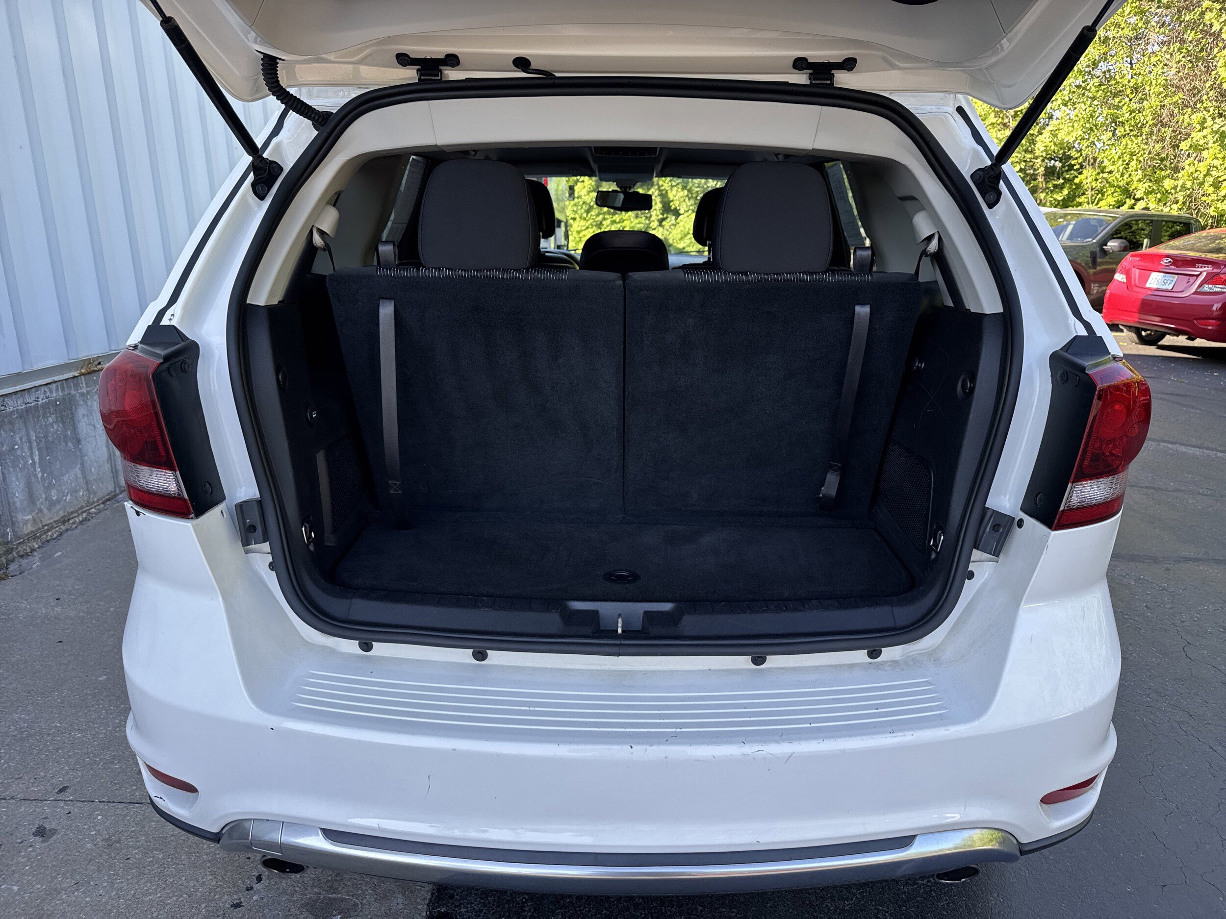 Used 2016 Dodge Journey Crossroad FWD image 11