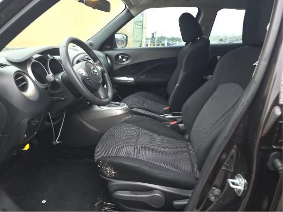 Used 2016 Nissan Juke S FWD image 4