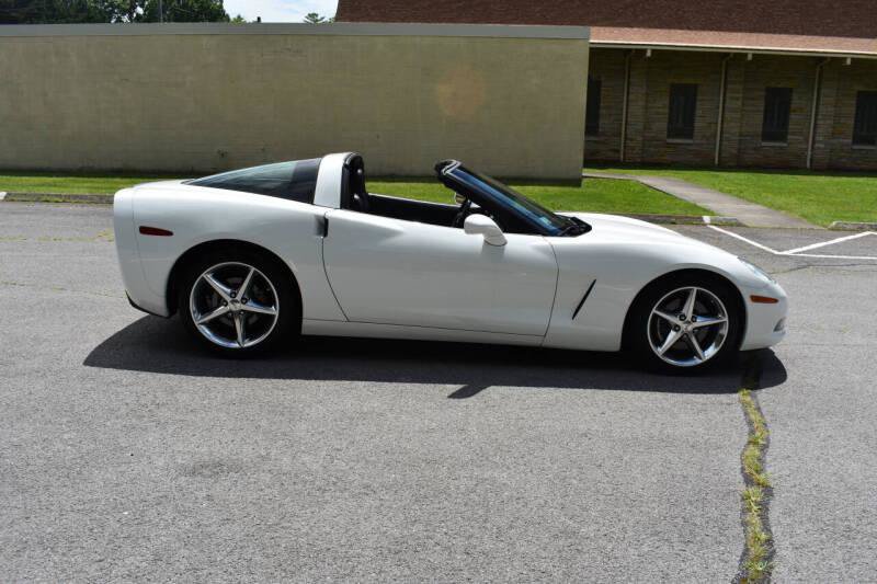Used 2012 Chevrolet Corvette Coupe w/ Battery Protection Package RWD image 8