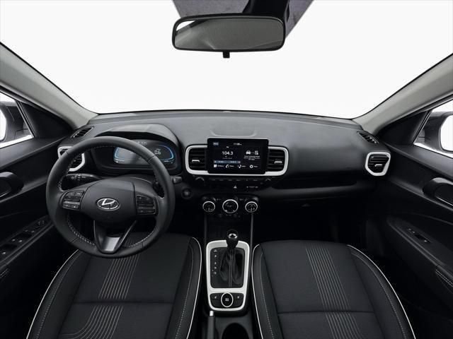 New 2026 Hyundai Venue SEL FWD image 13
