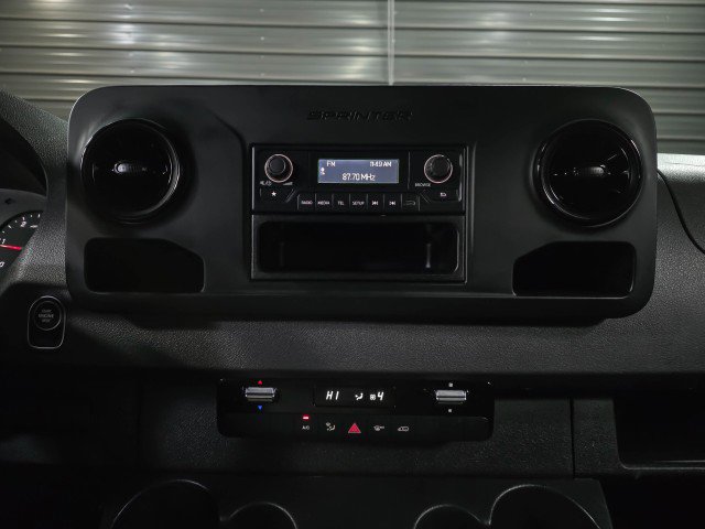 Used 2023 Mercedes-Benz Sprinter 2500 image 24