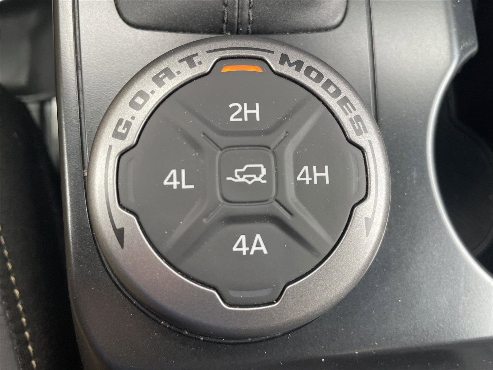 Used 2025 Ford Bronco Badlands image 20