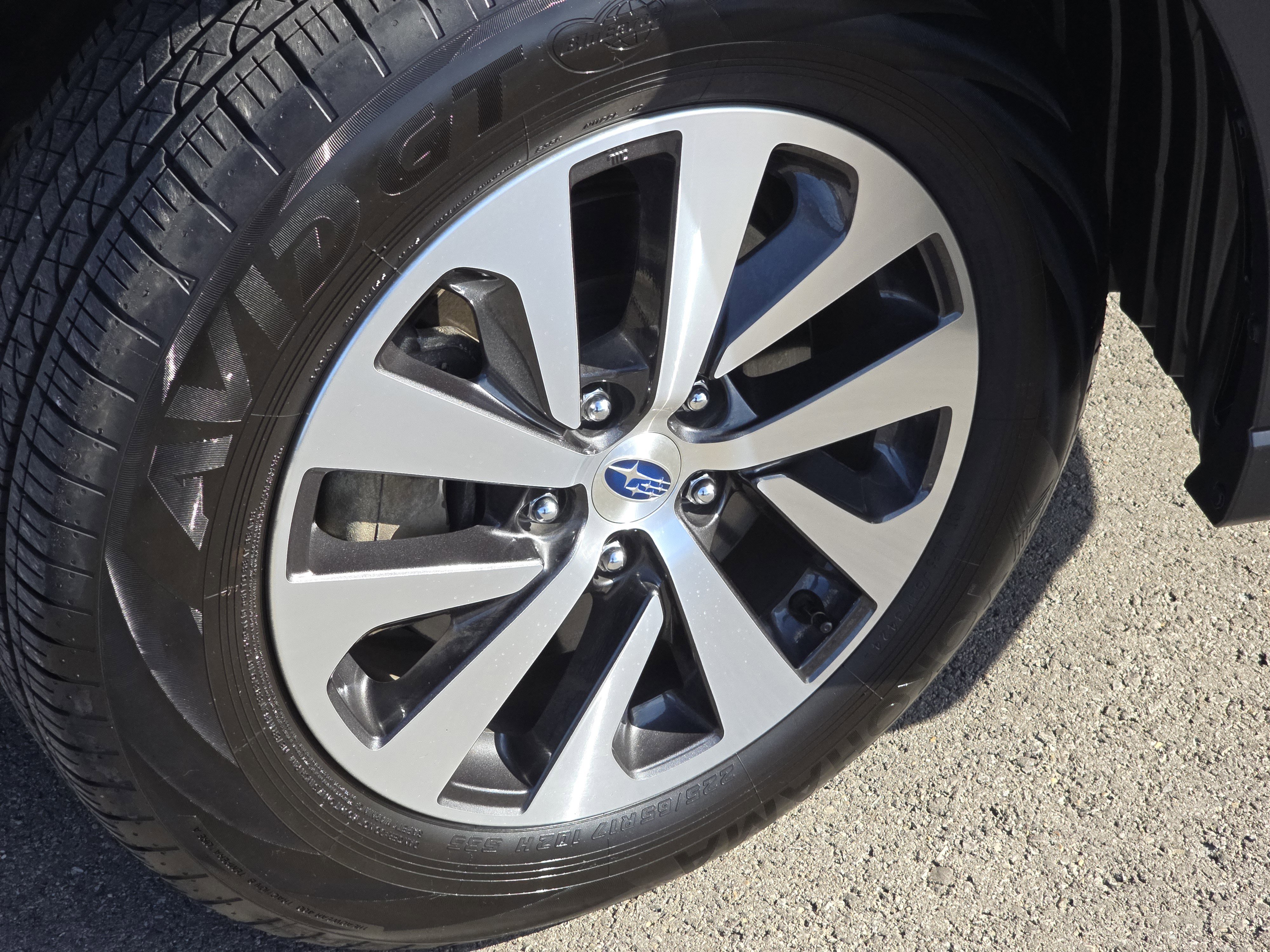 Certified 2025 Subaru Outback Premium w/ Popular Package #1A image 13