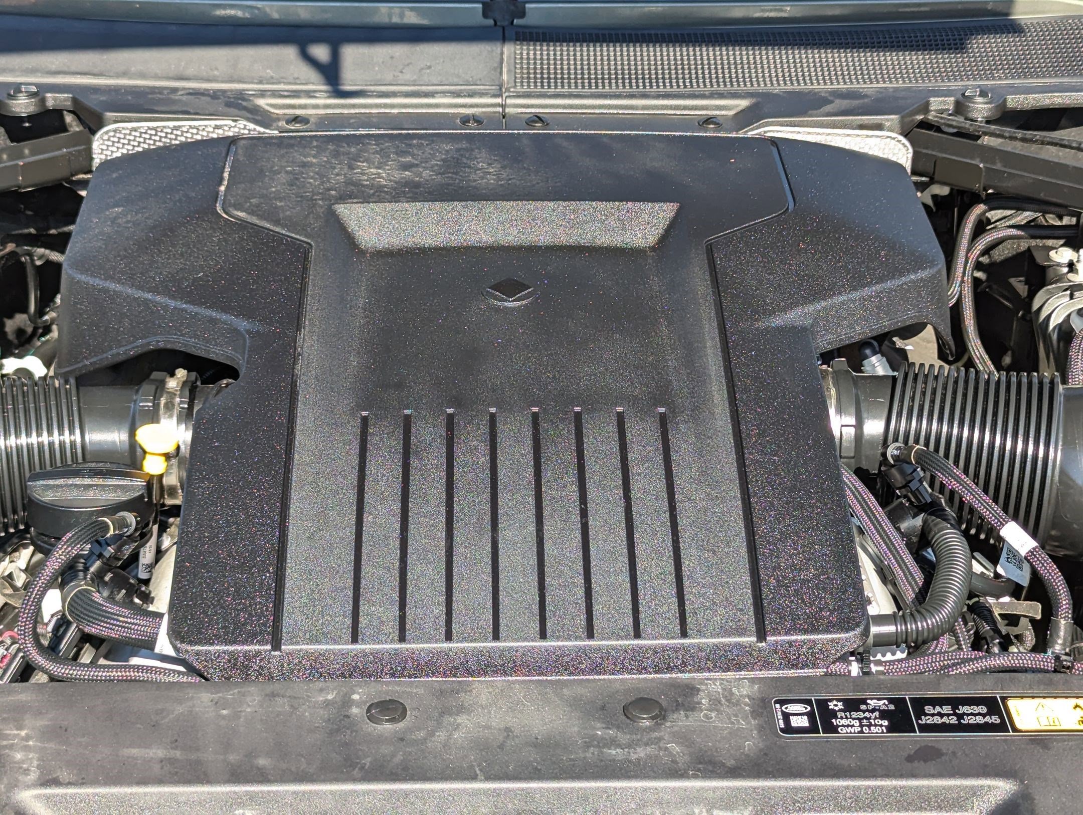 Certified 2025 Land Rover Defender 110 image 43