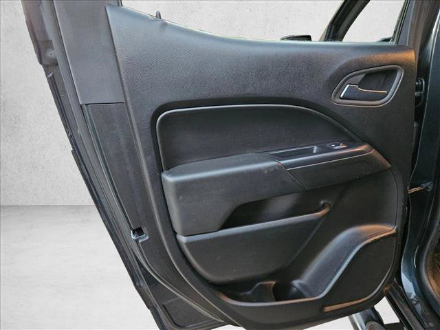 Used 2017 Chevrolet Colorado LT w/ LT Convenience Package image 22