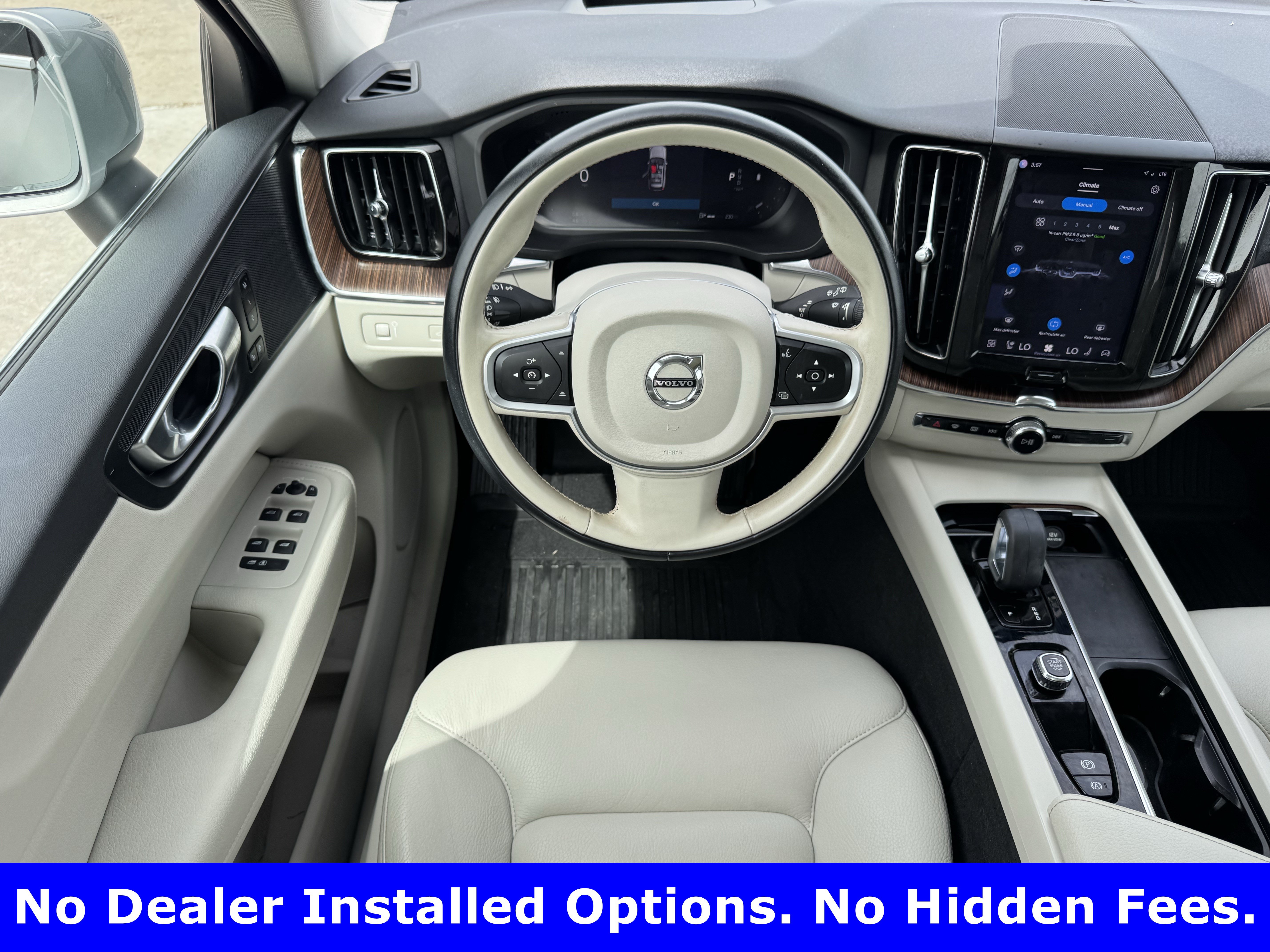 Used 2022 Volvo XC60 B5 Momentum w/ Advanced Package AWD/4WD image 11