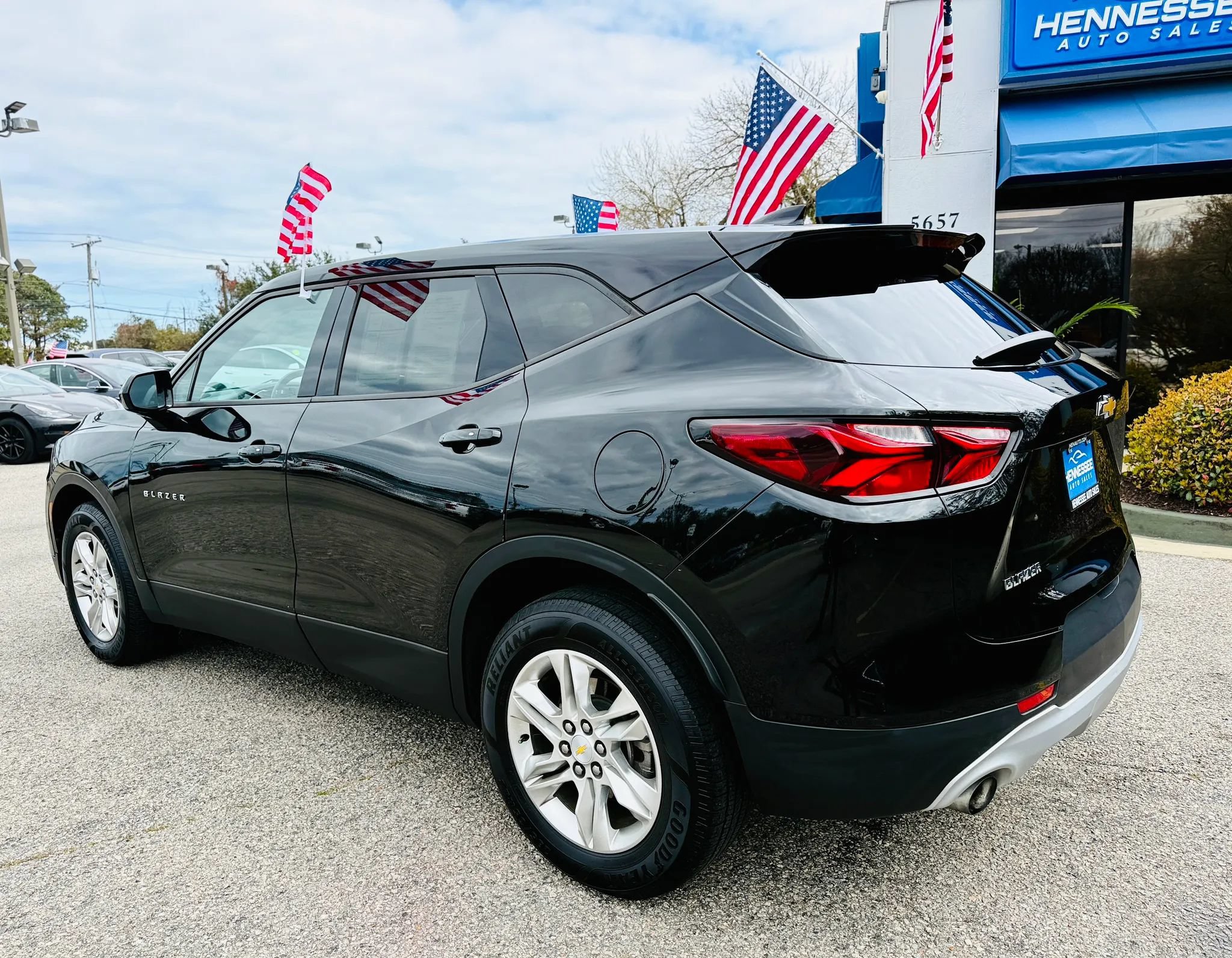 Used 2019 Chevrolet Blazer LT FWD image 32