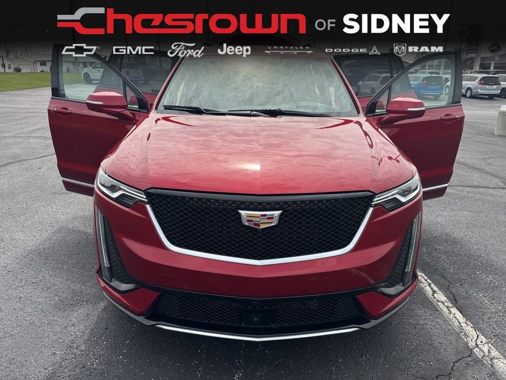 Used 2023 Cadillac XT6 Sport w/ Technology Package image 21