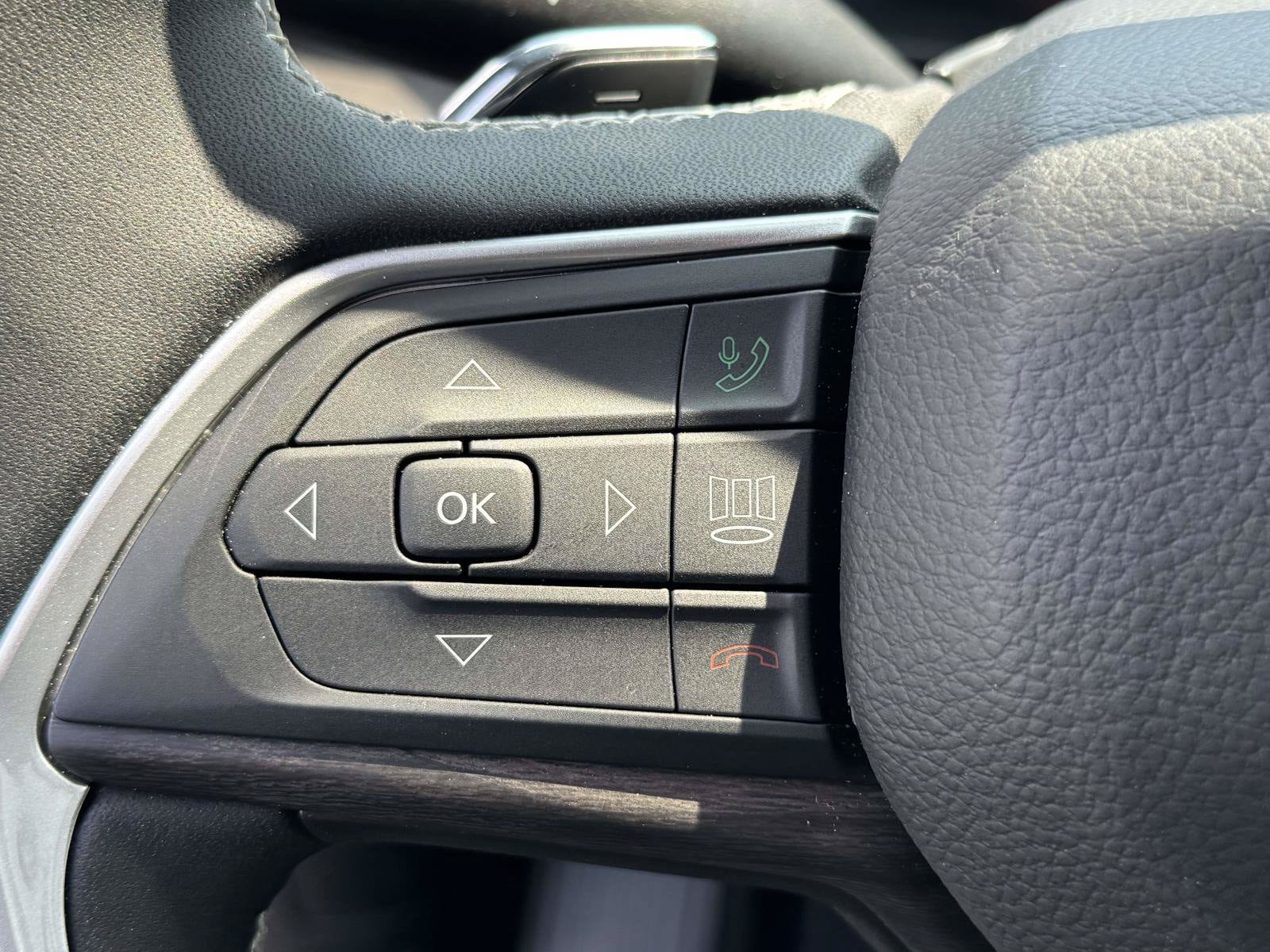 Used 2026 Jeep Grand Cherokee Limited AWD/4WD image 20