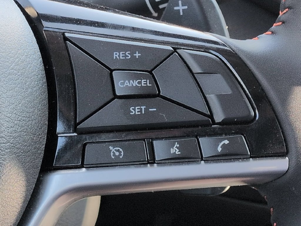 Used 2025 Nissan Altima 2.5 SR AWD/4WD image 18