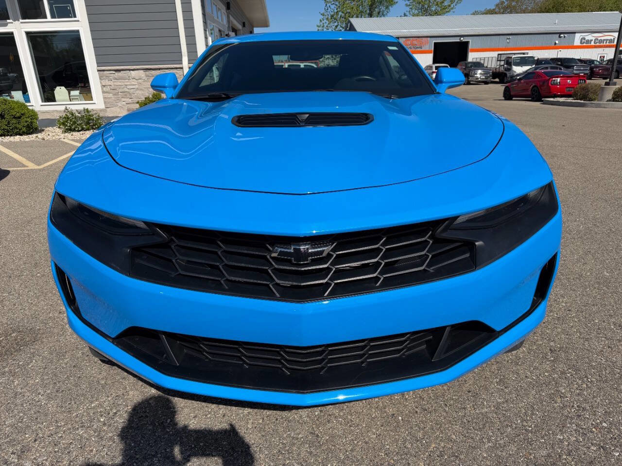 Used 2022 Chevrolet Camaro LT w/ Technology Package RWD image 9