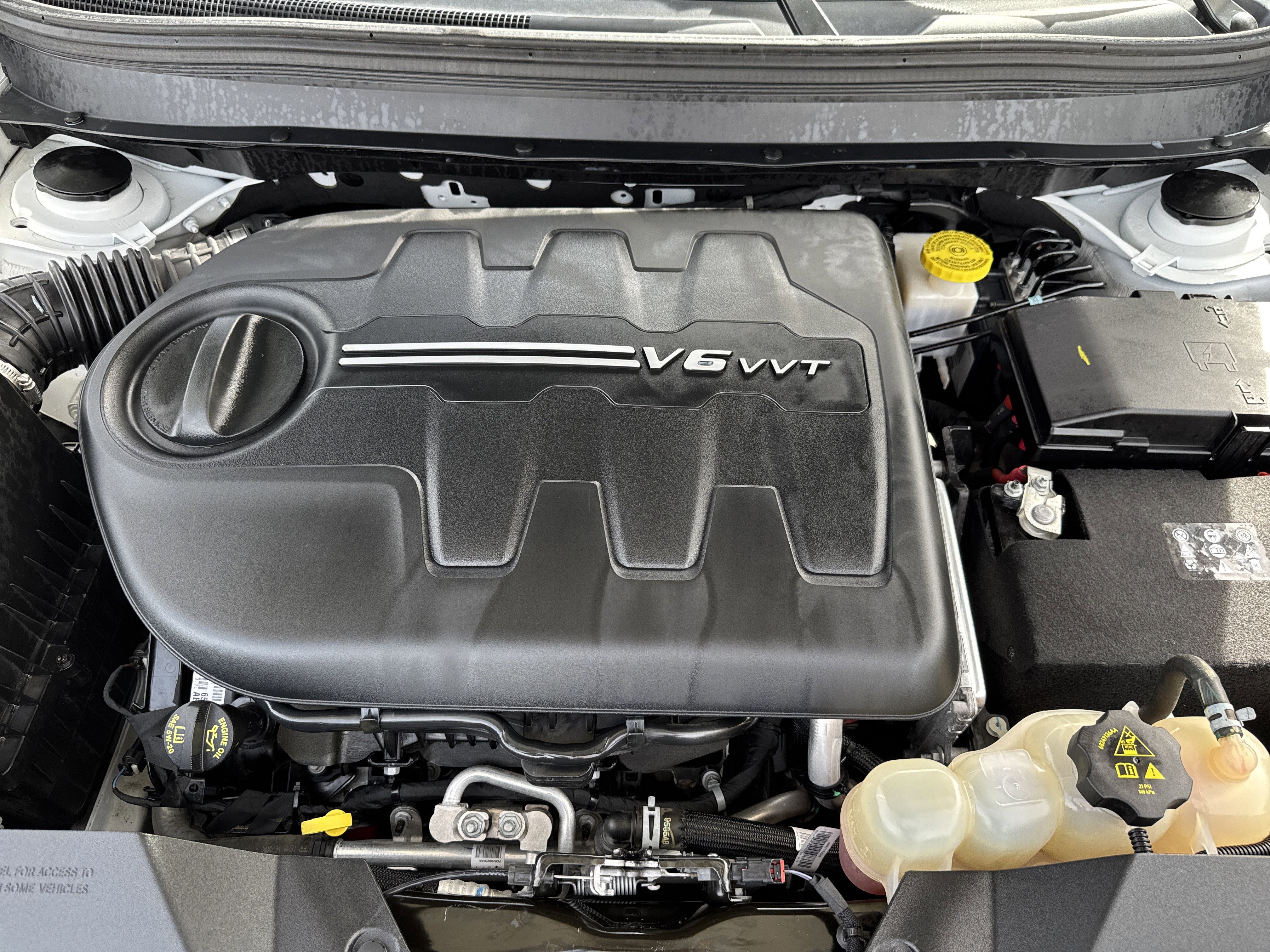 Used 2020 Jeep Cherokee Limited image 20