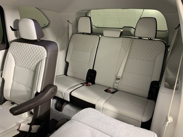 Used 2024 GMC Acadia Denali w/ Super Cruise Package image 36