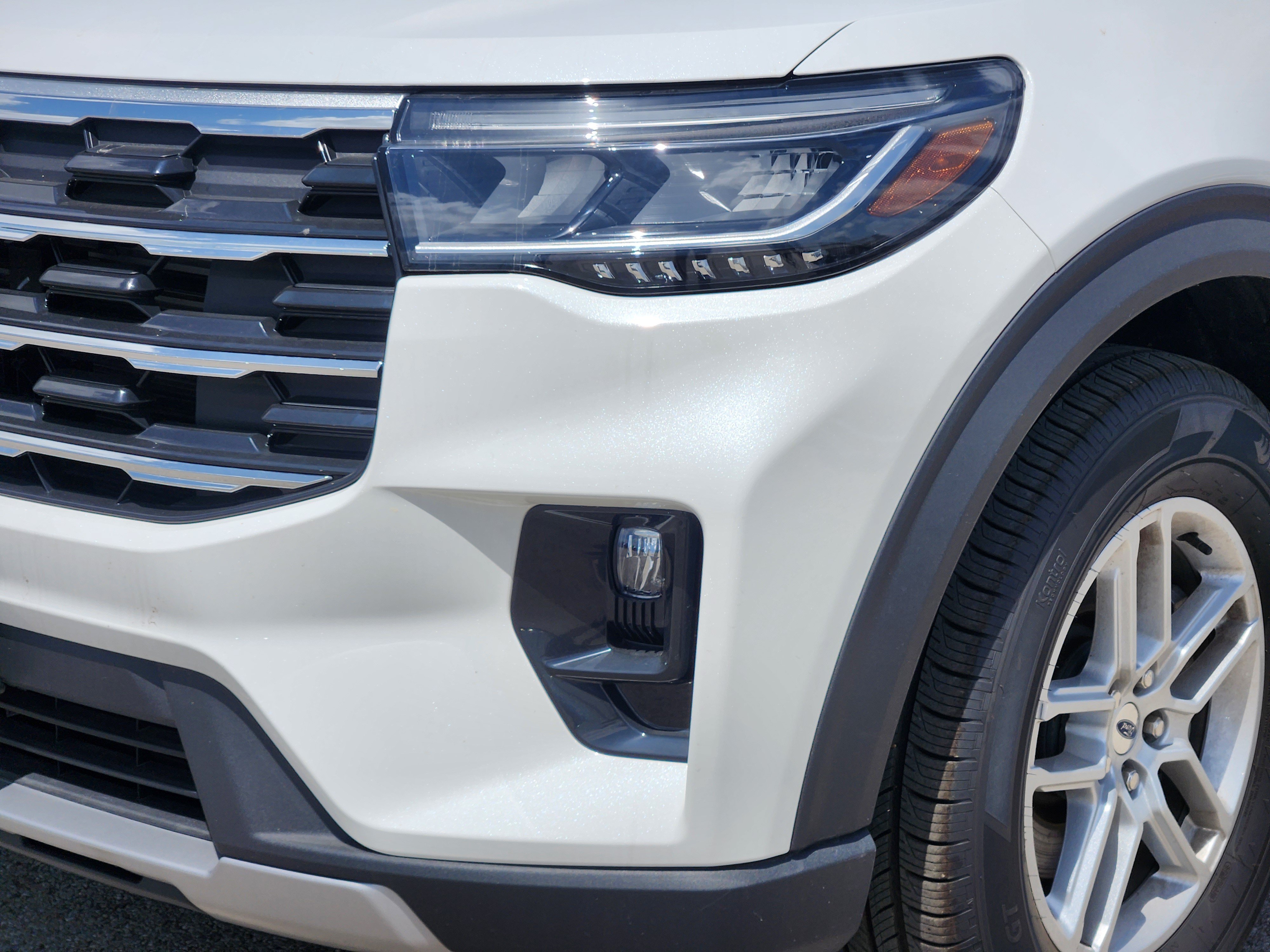 New 2026 Ford Explorer Active w/ Active Comfort Package RWD image 6