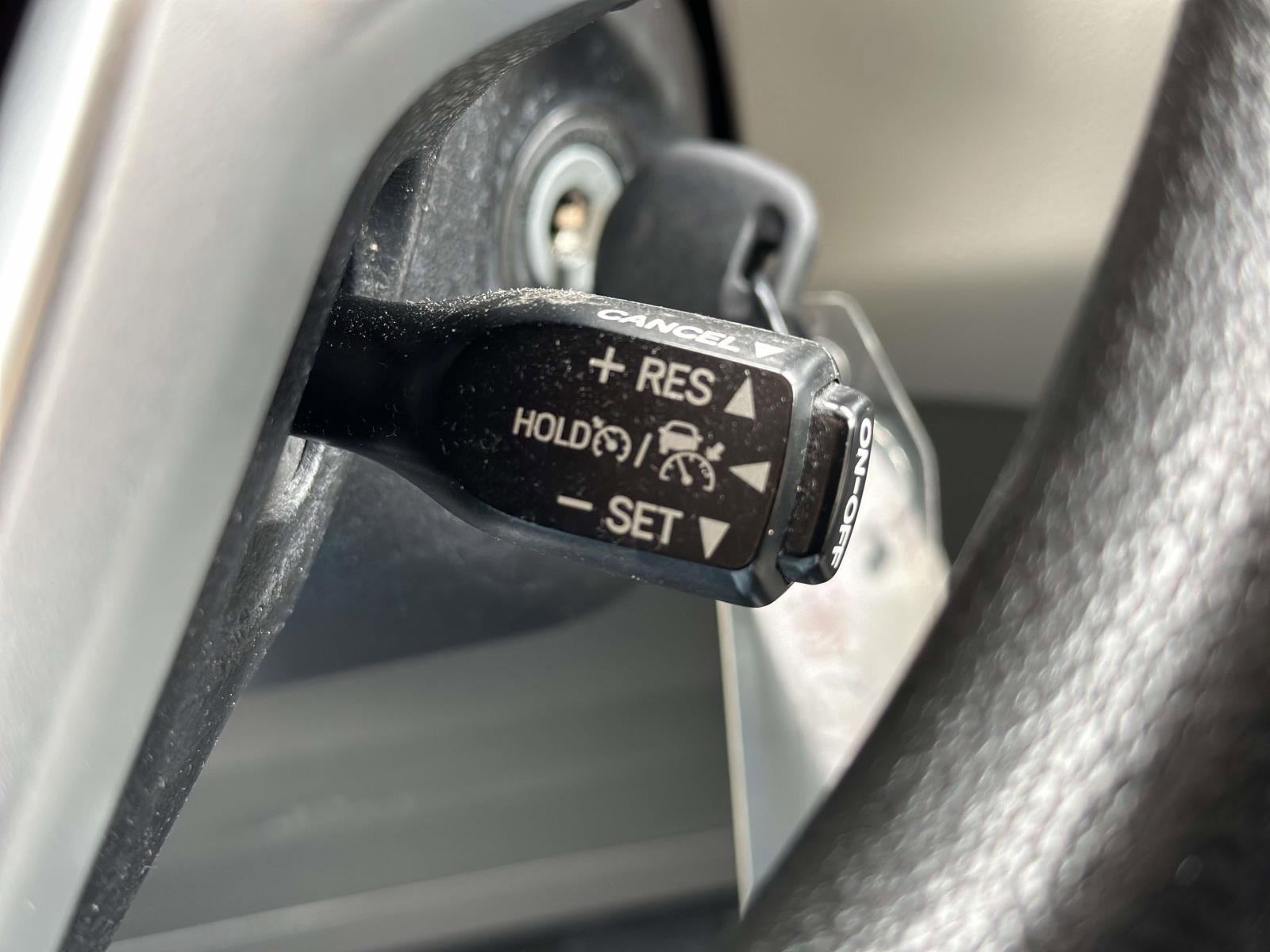 Used 2020 Toyota Sienna L image 18