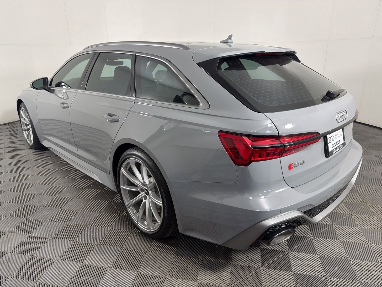 New 2026 Audi RS 6 performance AWD/4WD image 4