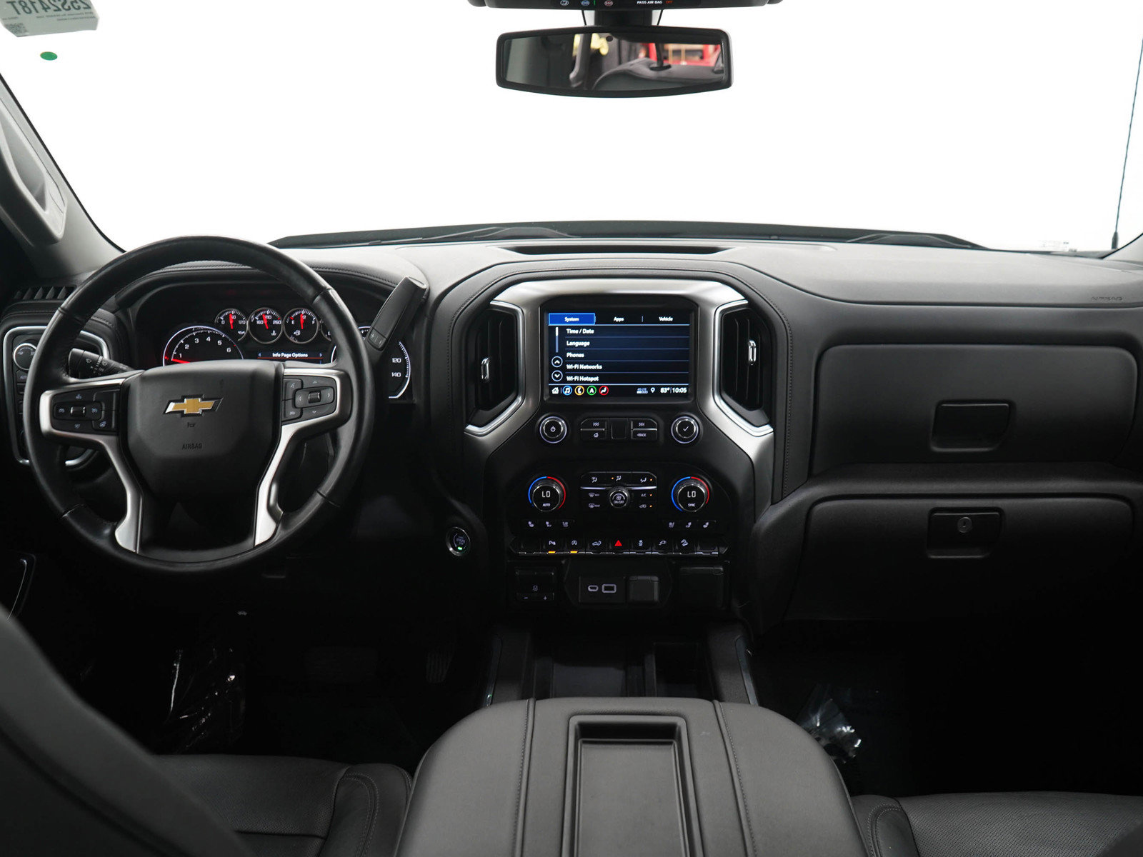 Used 2019 Chevrolet Silverado 1500 LTZ AWD/4WD image 16