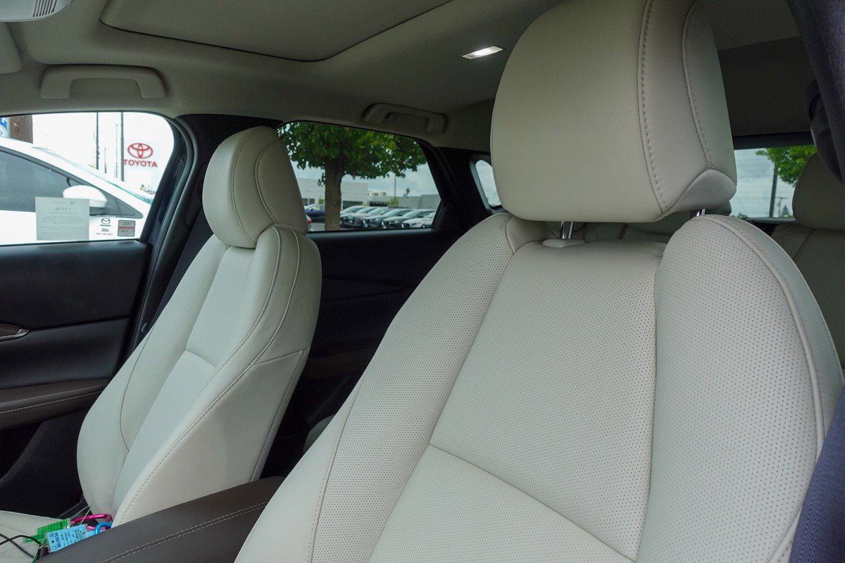 Certified 2025 MAZDA CX-30 AWD 2.5 S w/ Premium Package image 10