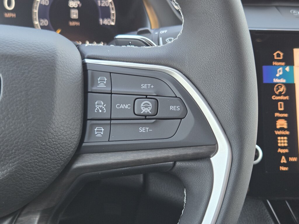 New 2026 Jeep Grand Cherokee L Altitude AWD/4WD image 20