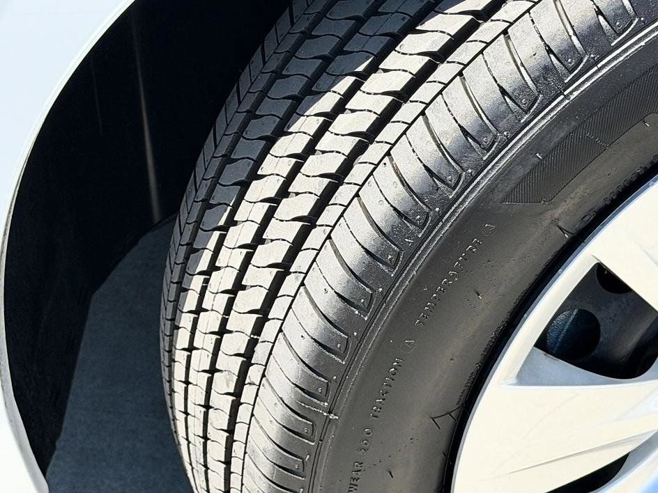 Used 2025 Nissan Sentra S FWD image 18