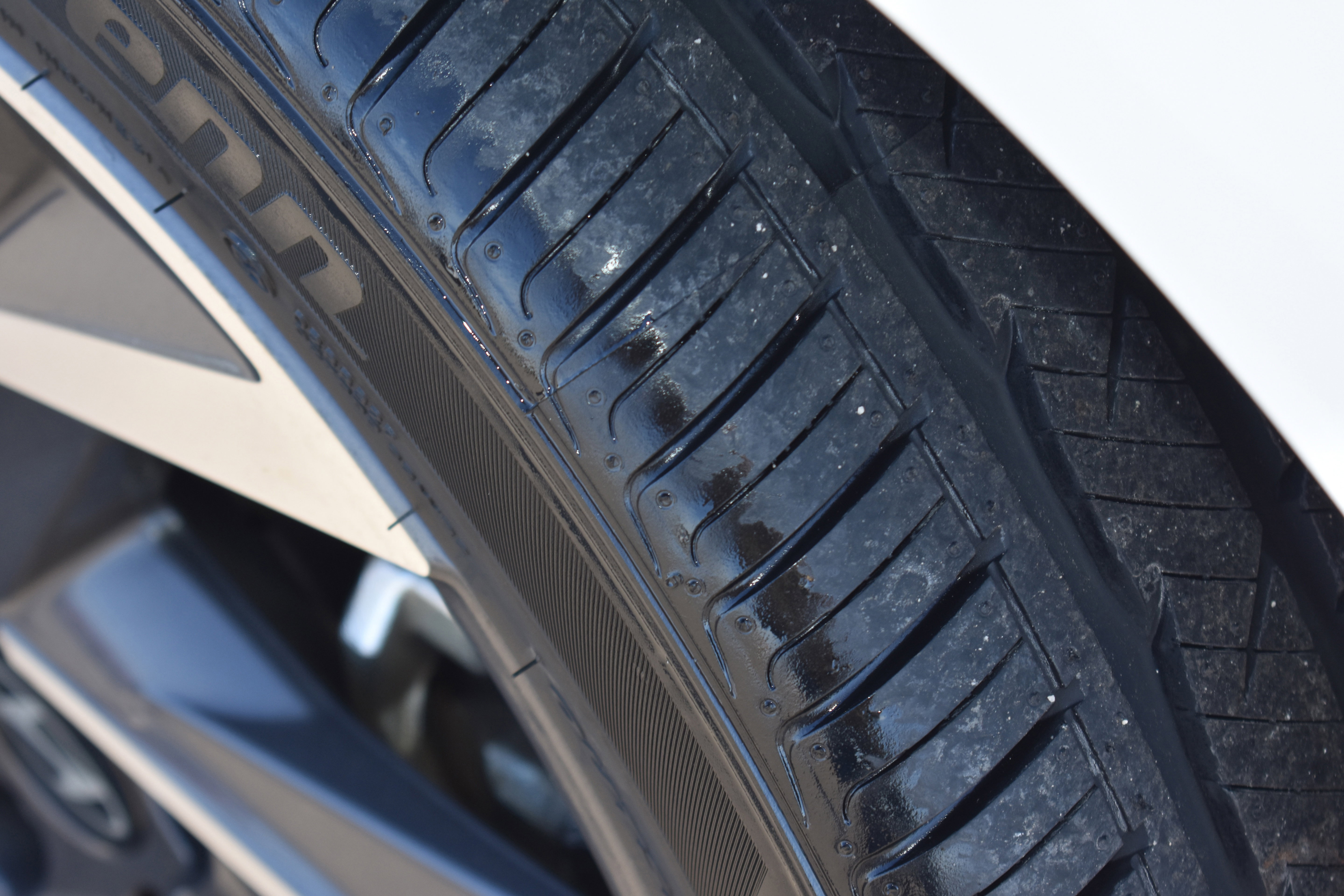 Used 2025 Hyundai Elantra SEL image 11