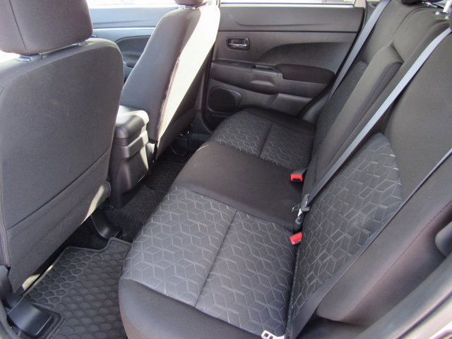 Used 2023 Mitsubishi Outlander Sport ES image 9