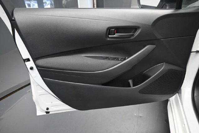 Used 2024 Toyota Corolla LE FWD image 19