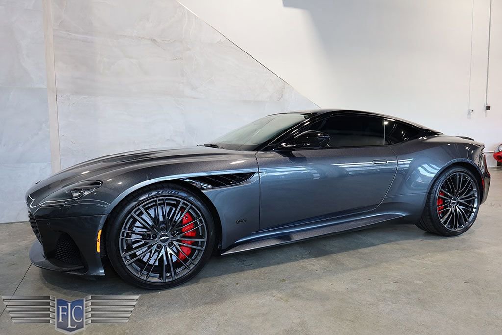 Used 2022 Aston Martin DBS Superleggera image 4