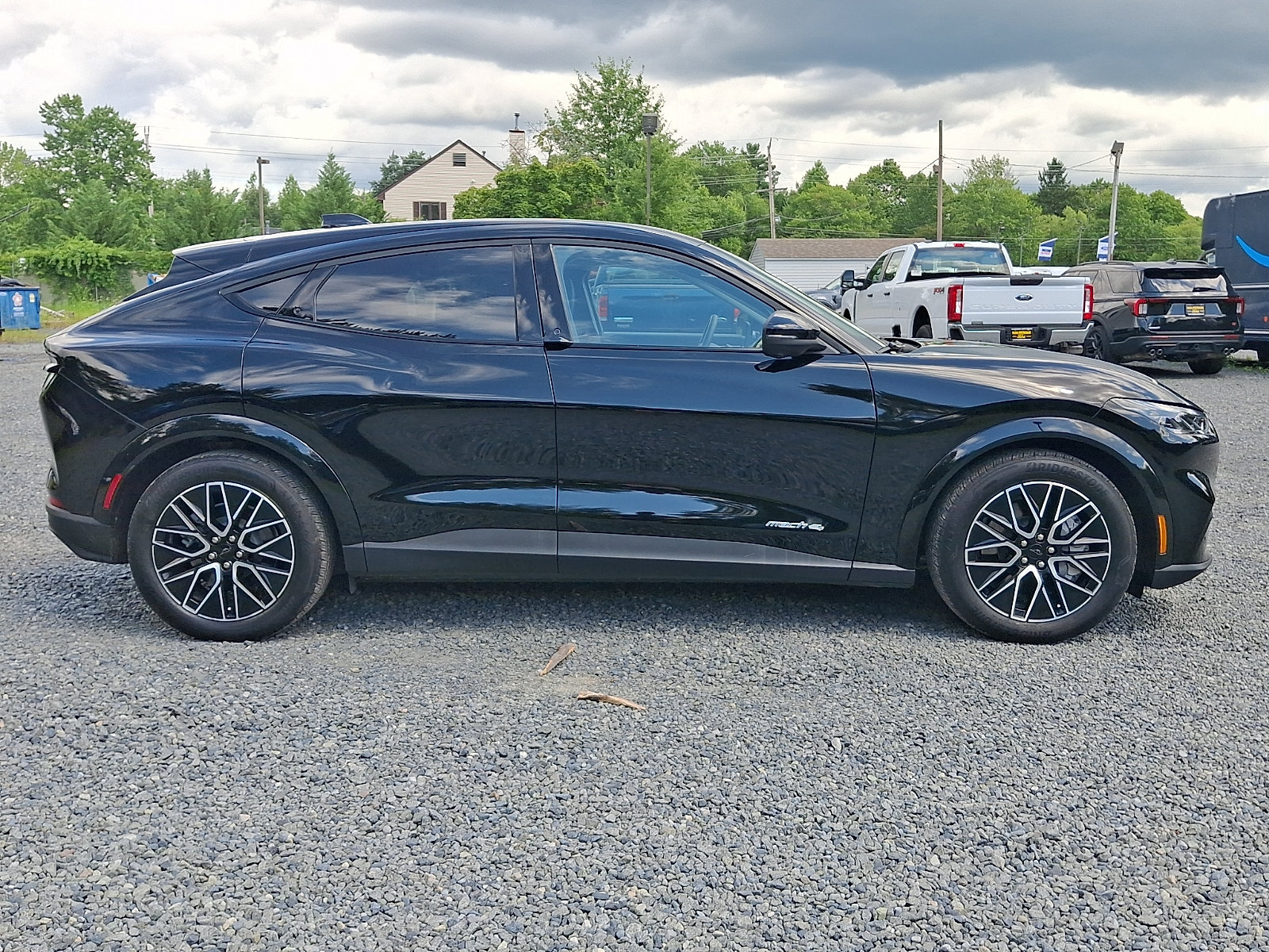 Used 2025 Ford Mustang Mach-E Premium AWD/4WD image 8