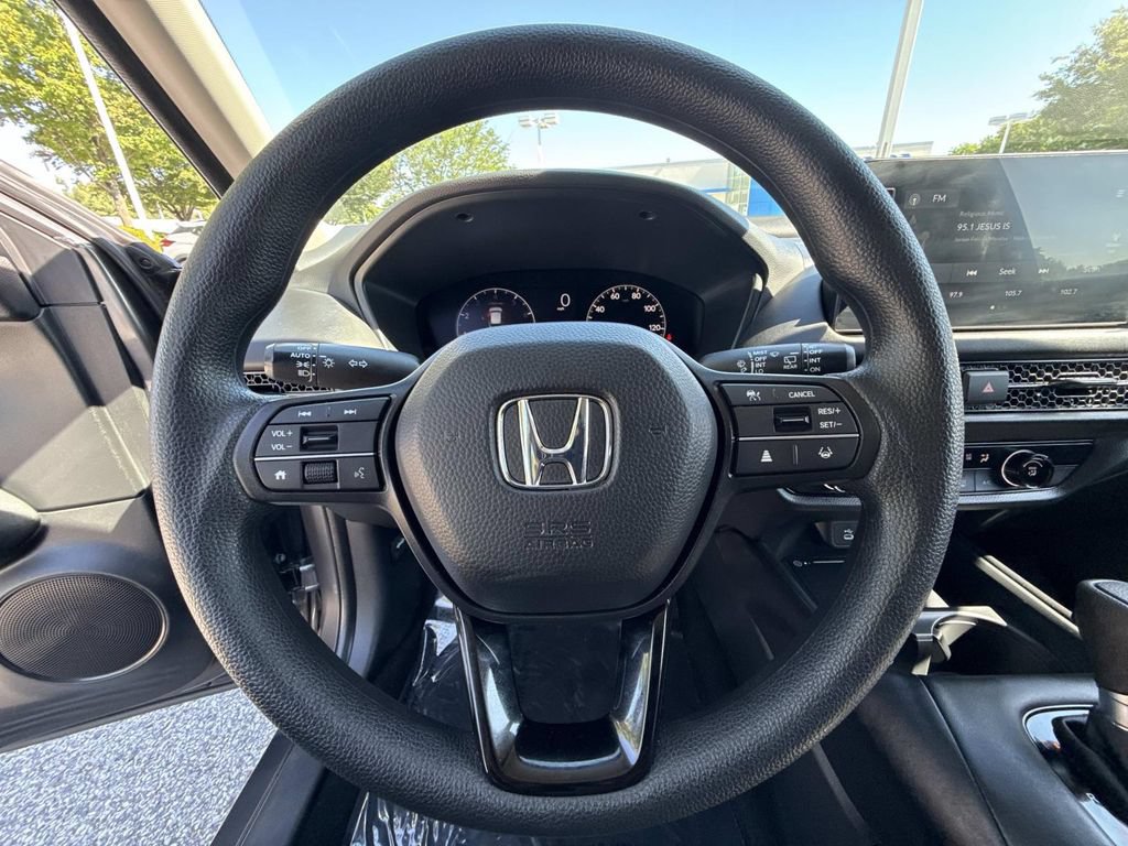 Certified 2026 Honda HR-V LX image 11