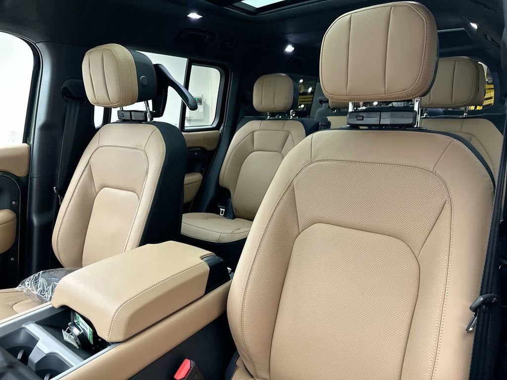 New 2026 Land Rover Defender 130 X AWD/4WD image 19