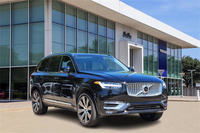 Used 2025 Volvo XC90 B6 Ultra w/ Lounge Package image 2