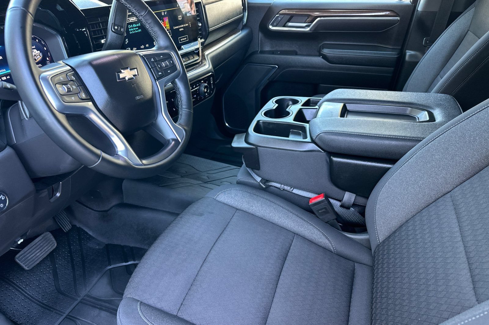 Used 2024 Chevrolet Silverado 1500 LT w/ All Star Edition Plus RWD image 10