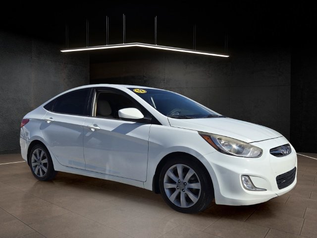 Used 2012 Hyundai Accent GLS w/ Premium Pkg 3