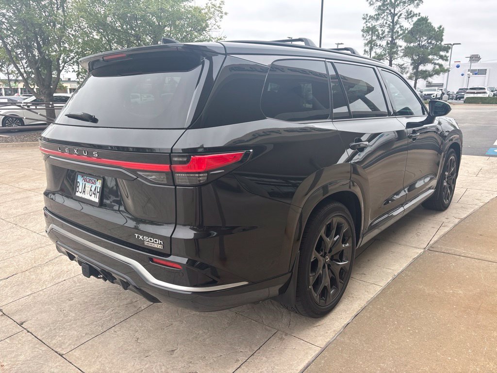 Used 2025 Lexus TX 500h AWD w/ Technology Package image 5