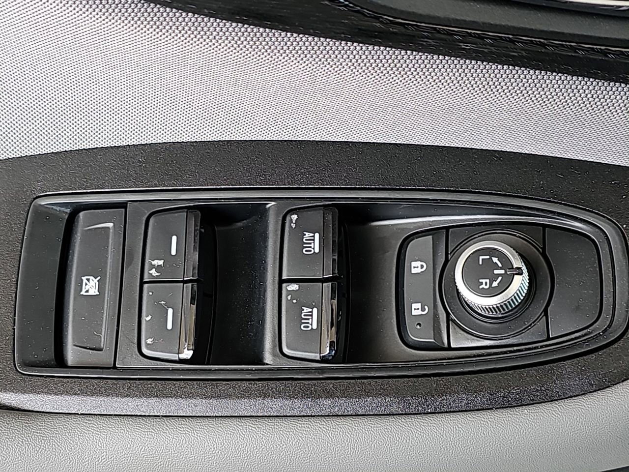 Certified 2025 Subaru Legacy Premium image 31