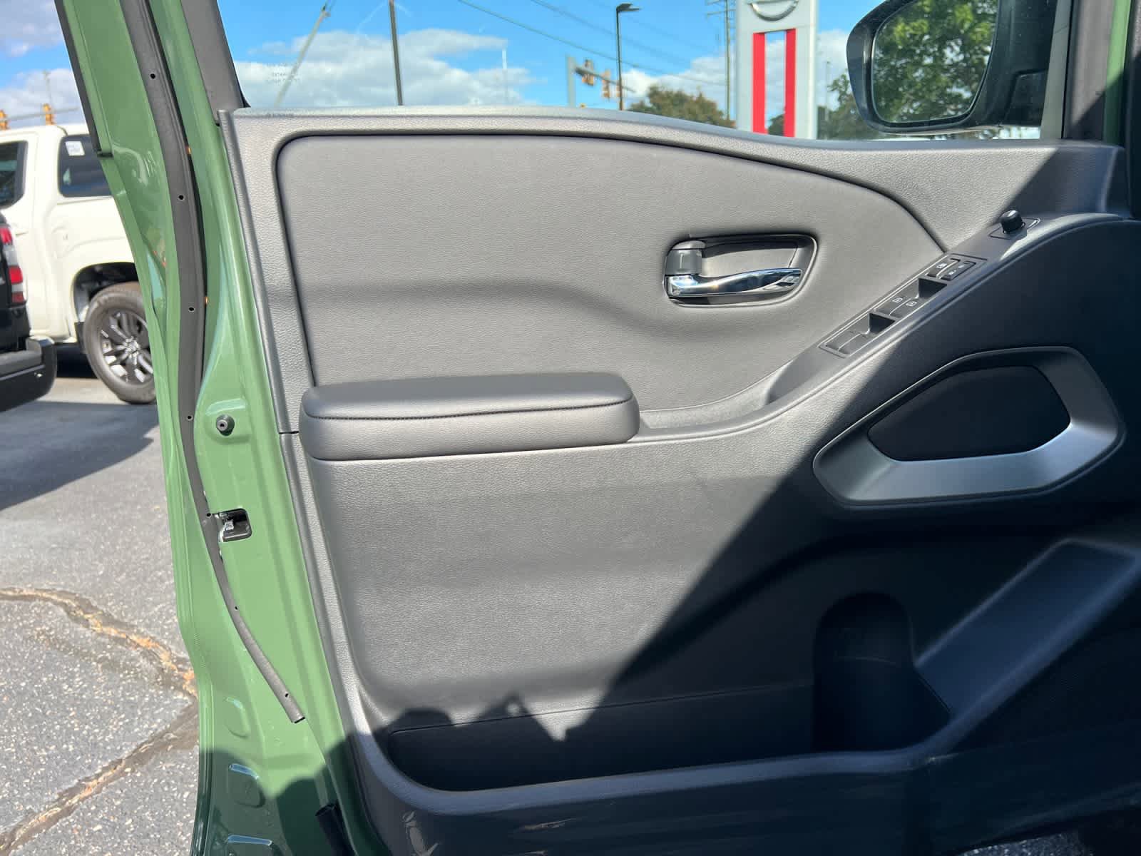 New 2026 Nissan Frontier SV AWD/4WD image 19